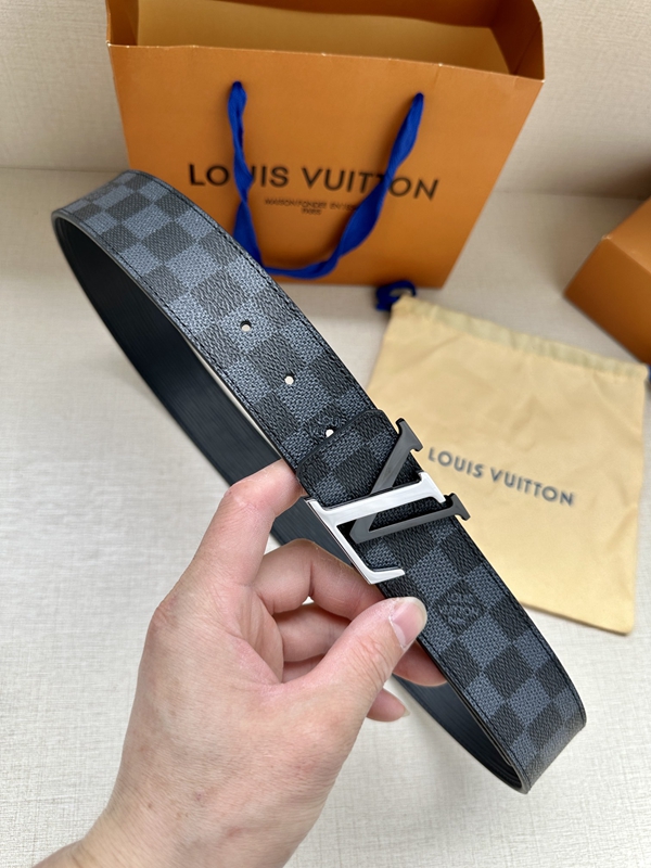 激安ルイヴィトンベルト正面デザイン